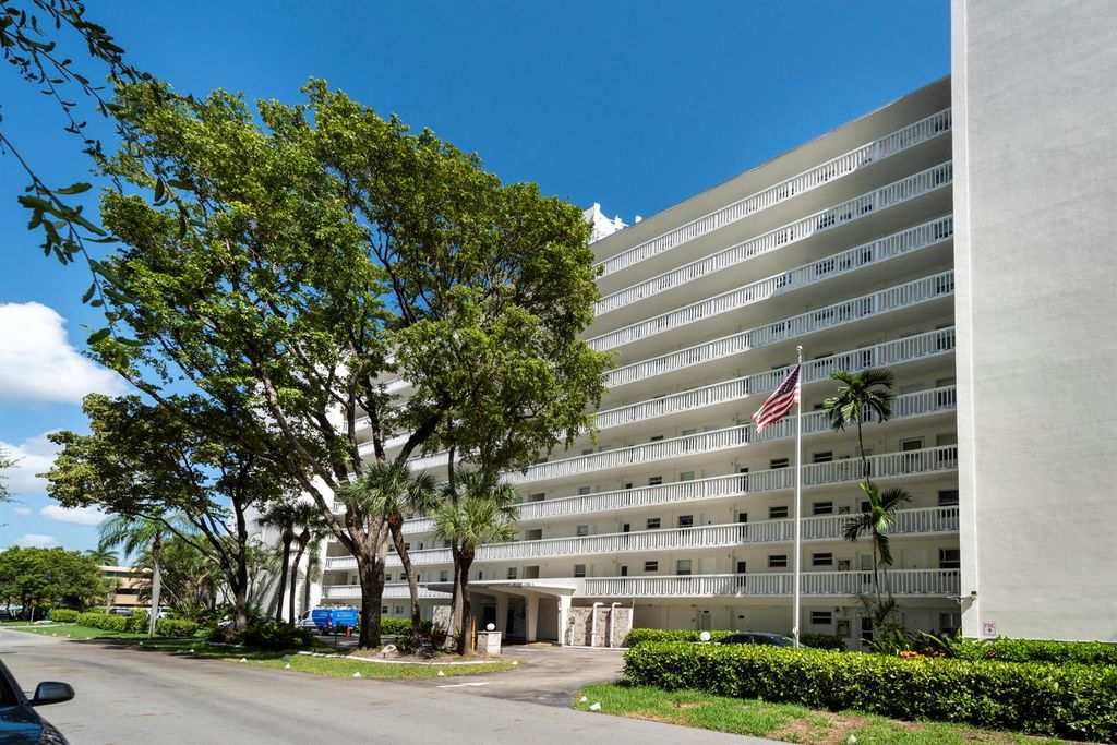 2555 NE 11th Street 803, Fort Lauderdale, FL 33304