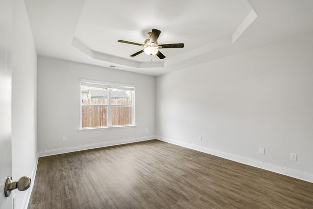 24 Castlemoor Loop, Adairsville, GA 30103
