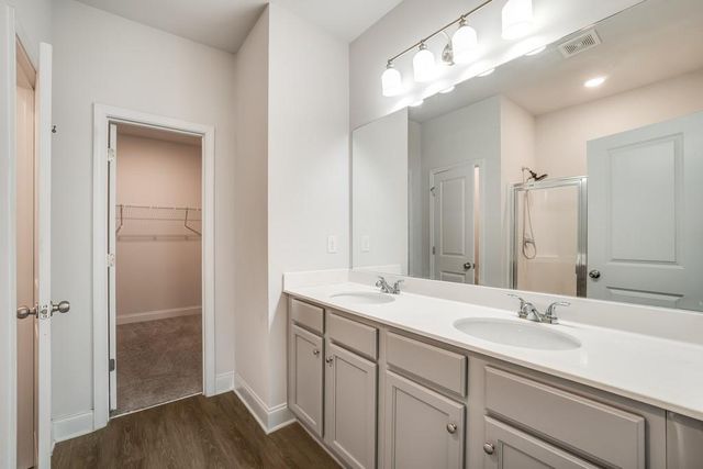 24 Castlemoor Loop, Adairsville, GA 30103