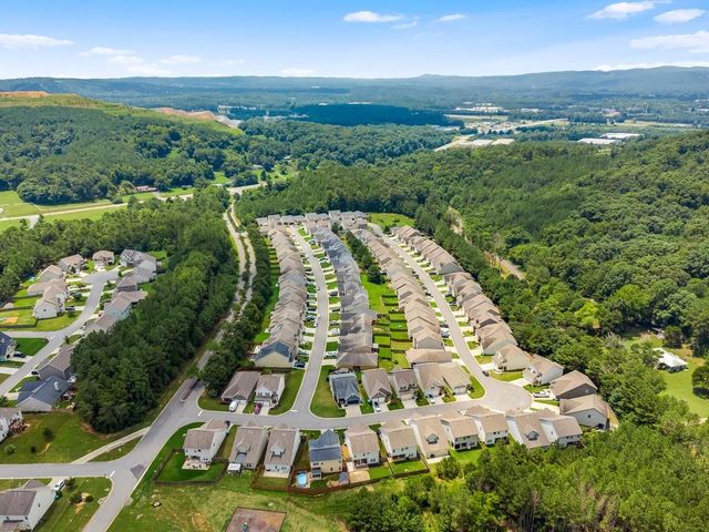 24 Castlemoor Loop, Adairsville, GA 30103
