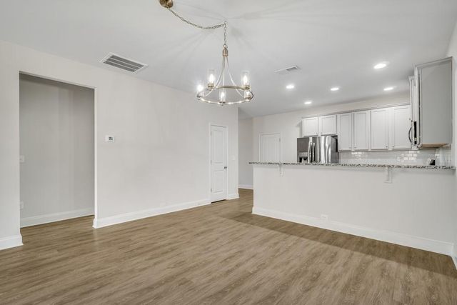 24 Castlemoor Loop, Adairsville, GA 30103