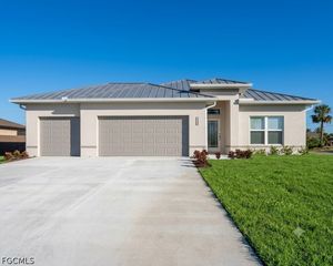 205 NE 21ST AVE, Cape Coral, FL 33993