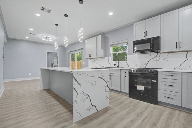 4047 Juliet Street, Houston, TX 77087