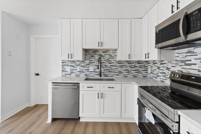 3285 Towne Village Rd, Antioch, TN 37013
