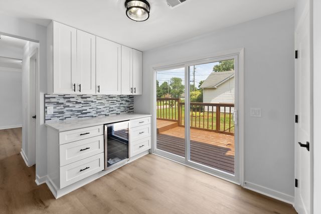 3285 Towne Village Rd, Antioch, TN 37013
