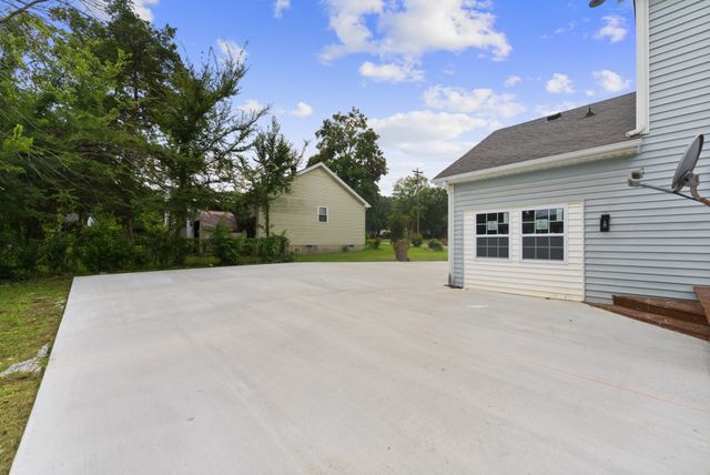 3285 Towne Village Rd, Antioch, TN 37013