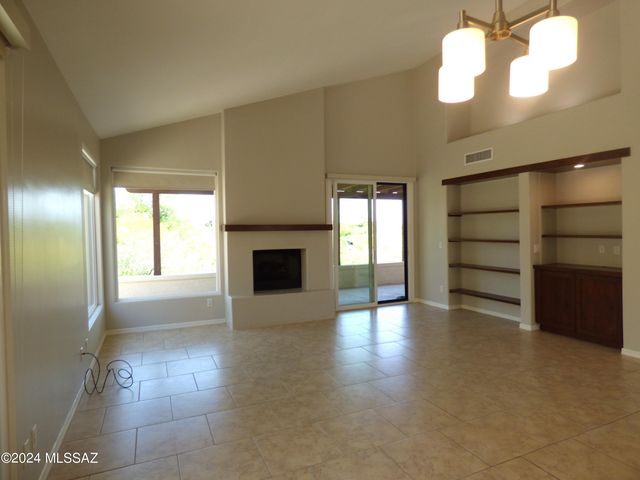 5900 N Misty Ridge Drive, Tucson, AZ 85718