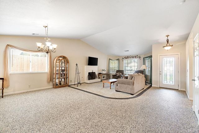 73 Devon, Lemoore, CA 93245