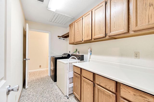 73 Devon, Lemoore, CA 93245