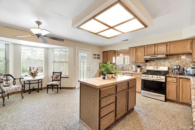 73 Devon, Lemoore, CA 93245