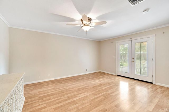 73 Devon, Lemoore, CA 93245