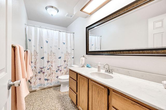 73 Devon, Lemoore, CA 93245