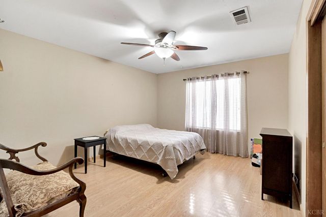 73 Devon, Lemoore, CA 93245