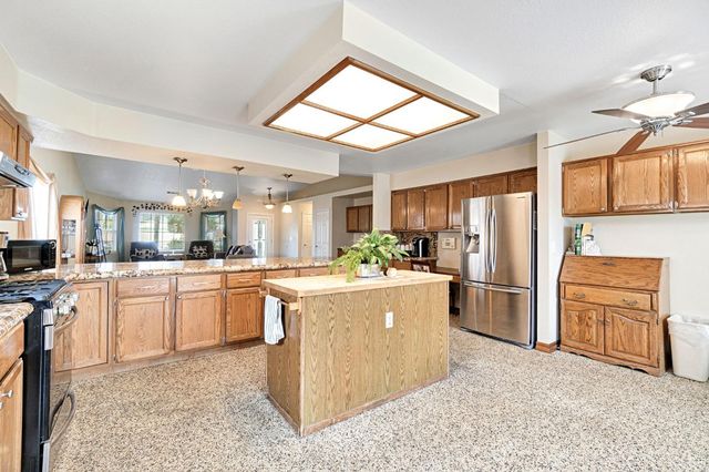 73 Devon, Lemoore, CA 93245