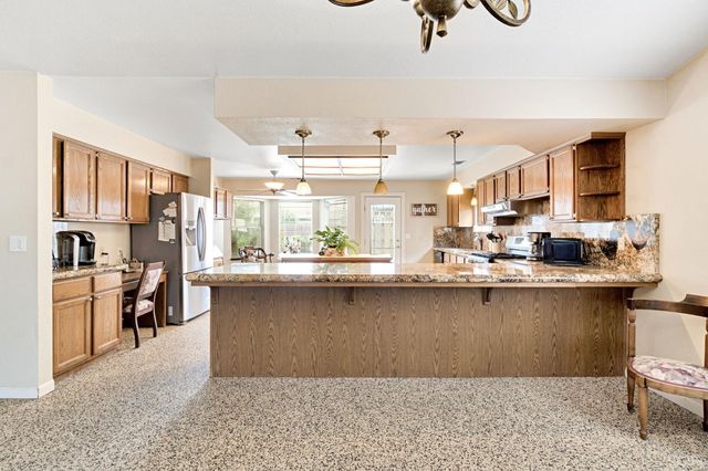 73 Devon, Lemoore, CA 93245