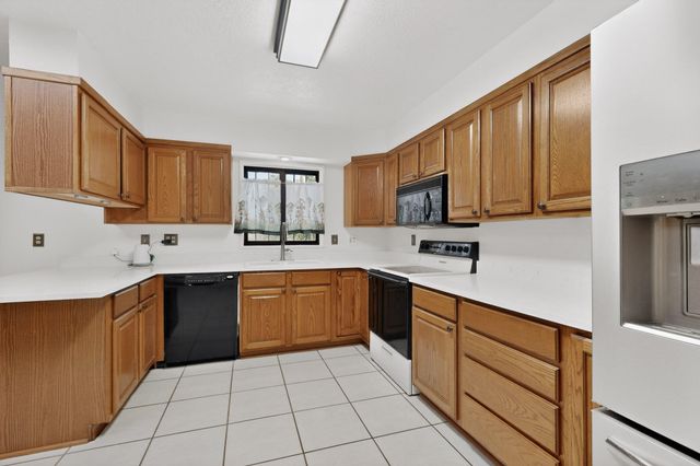 3425 Piermont Drive NE, Albuquerque, NM 87111