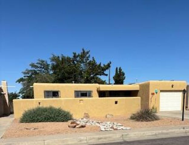 3425 Piermont Drive NE, Albuquerque, NM 87111