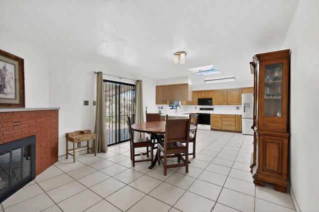 3425 Piermont Drive NE, Albuquerque, NM 87111
