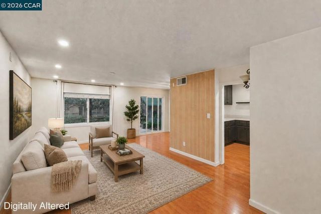8672 8674 Beverly Ln, Dublin, CA 94568
