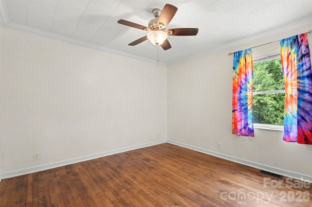 111 Cove Avenue, Mount Holly, NC 28120