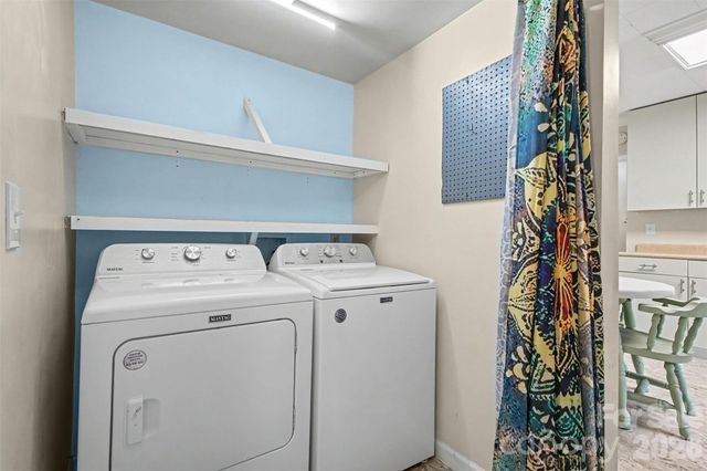 111 Cove Avenue, Mount Holly, NC 28120
