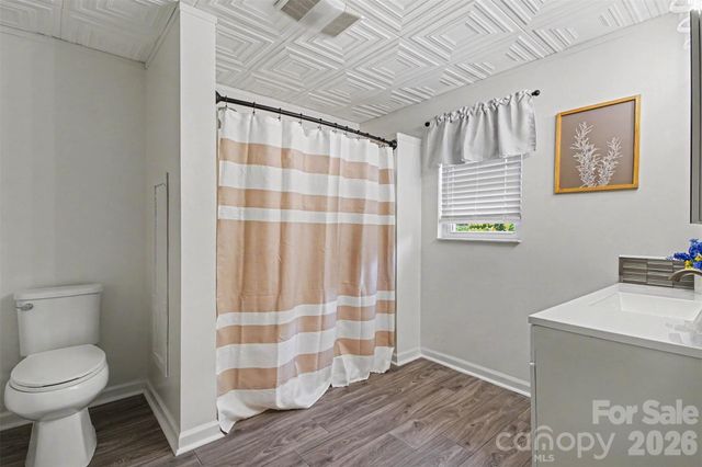 111 Cove Avenue, Mount Holly, NC 28120