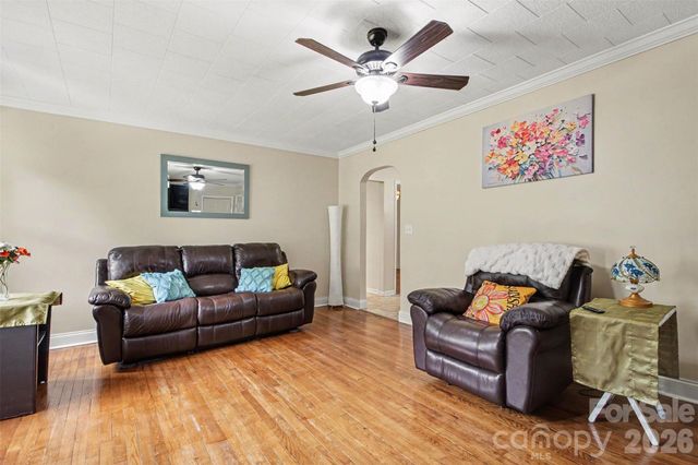111 Cove Avenue, Mount Holly, NC 28120