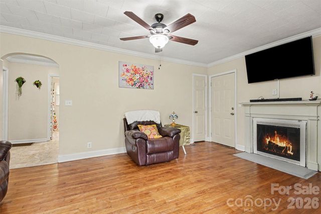 111 Cove Avenue, Mount Holly, NC 28120