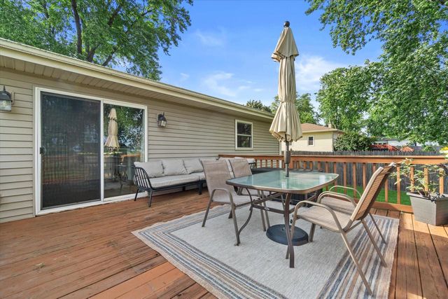 991 88th AVENUE, Kenosha, WI 53144