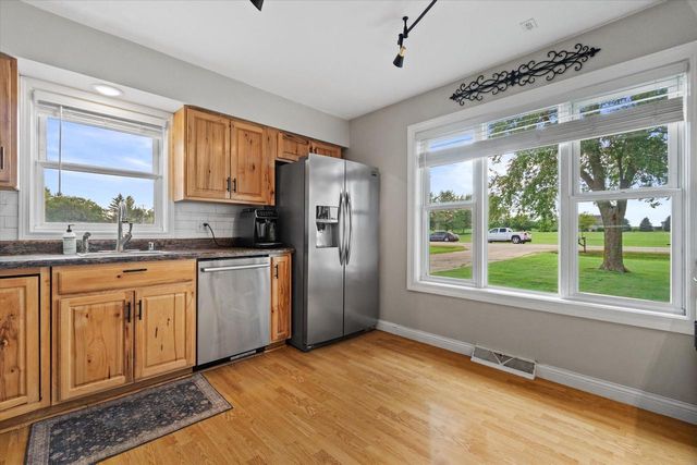 991 88th AVENUE, Kenosha, WI 53144