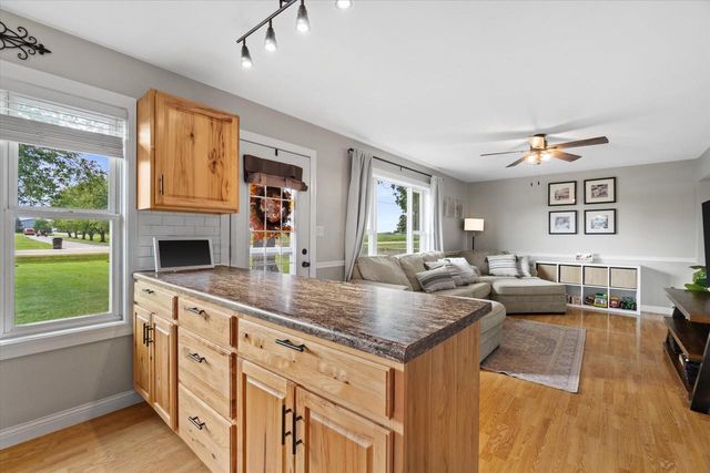 991 88th AVENUE, Kenosha, WI 53144