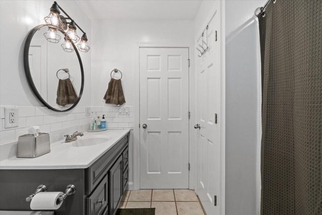 991 88th AVENUE, Kenosha, WI 53144