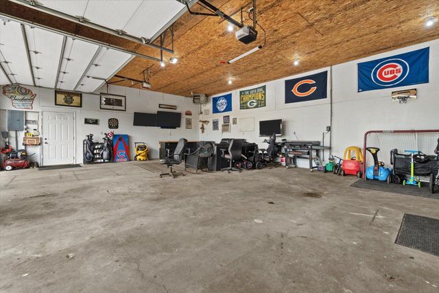 991 88th AVENUE, Kenosha, WI 53144