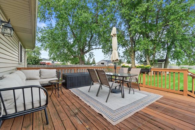 991 88th AVENUE, Kenosha, WI 53144