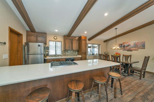 5933 Pennyroyal Dr, Pollock Pines, CA 95726