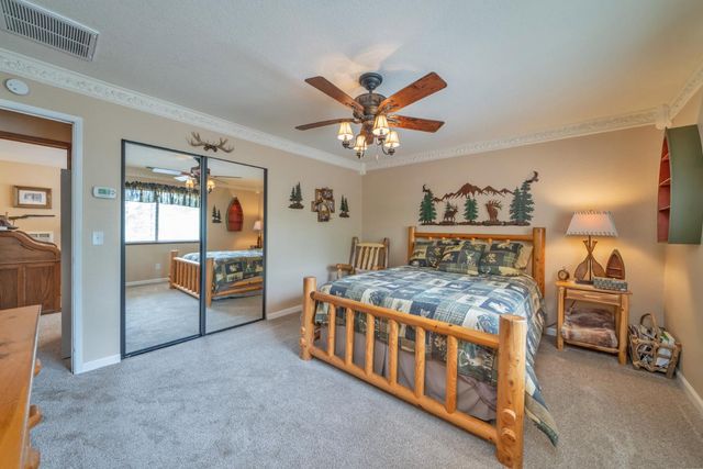 5933 Pennyroyal Dr, Pollock Pines, CA 95726