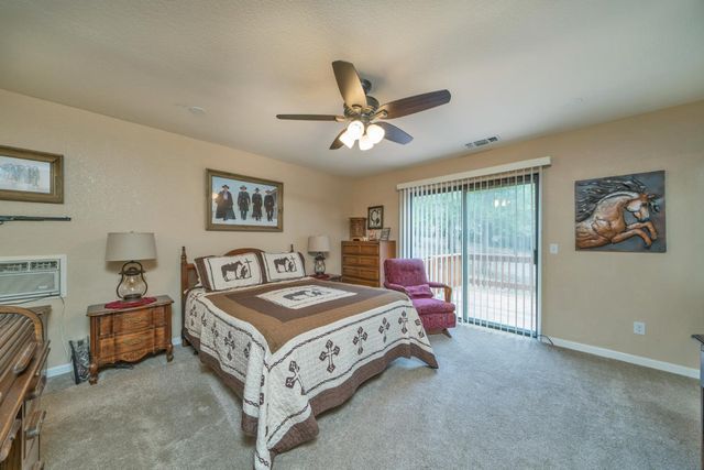 5933 Pennyroyal Dr, Pollock Pines, CA 95726