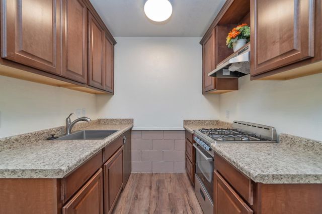 5933 Pennyroyal Dr, Pollock Pines, CA 95726