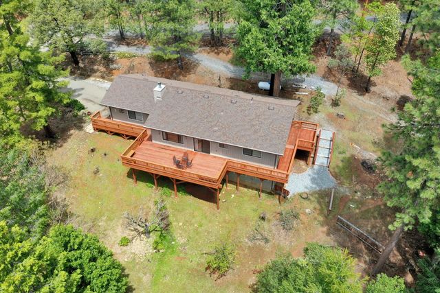 5933 Pennyroyal Dr, Pollock Pines, CA 95726