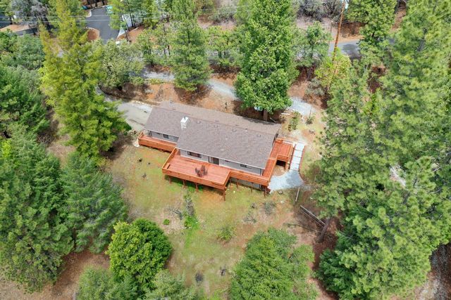 5933 Pennyroyal Dr, Pollock Pines, CA 95726
