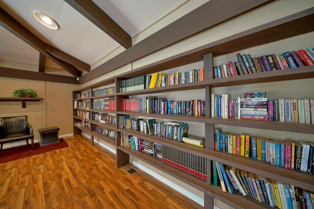 5933 Pennyroyal Dr, Pollock Pines, CA 95726