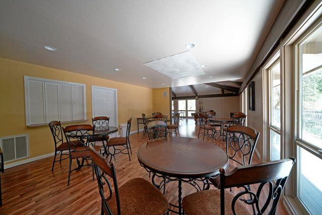 5933 Pennyroyal Dr, Pollock Pines, CA 95726