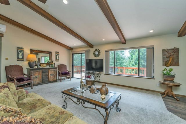 5933 Pennyroyal Dr, Pollock Pines, CA 95726