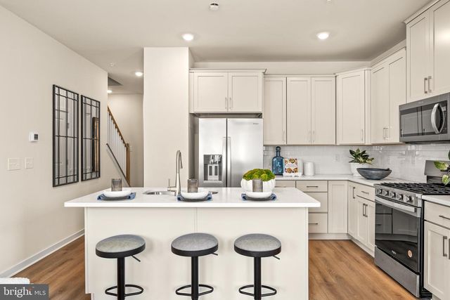 103 ABRAMO VICTOR DR, Downingtown, PA 19335