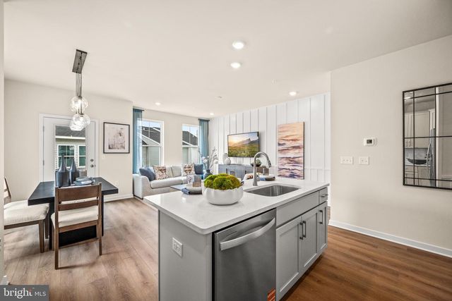 103 ABRAMO VICTOR DR, Downingtown, PA 19335