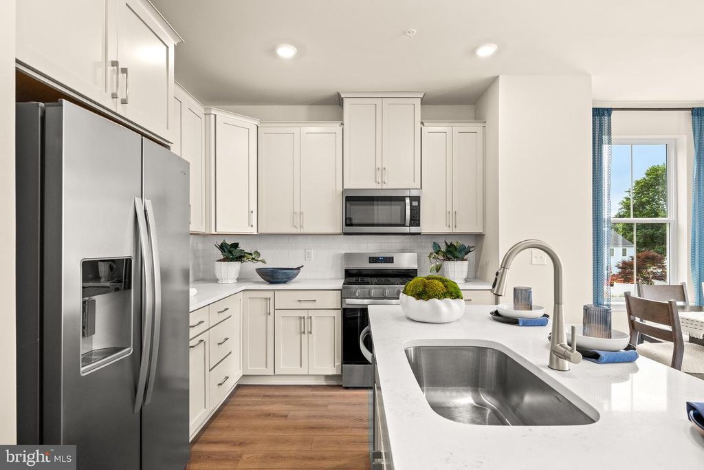 103 ABRAMO VICTOR DR, Downingtown, PA 19335