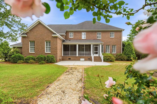 3013 Holly Berry Ct., Myrtle Beach, SC 29579