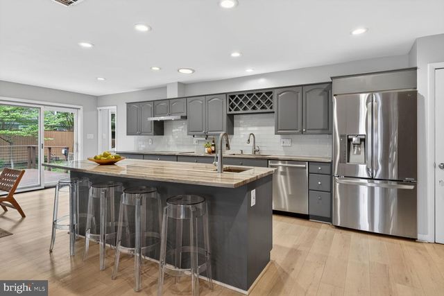 6409 OLD DOMINION DR, Mclean, VA 22101
