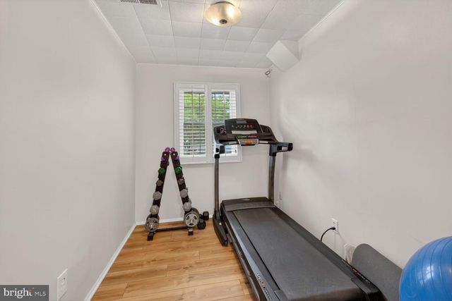 6409 OLD DOMINION DR, Mclean, VA 22101