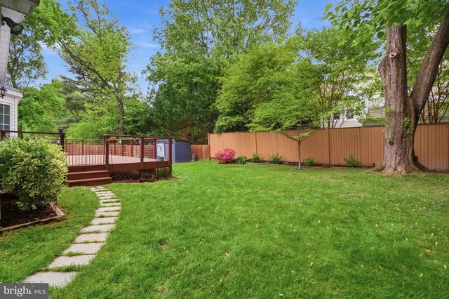 6409 OLD DOMINION DR, Mclean, VA 22101
